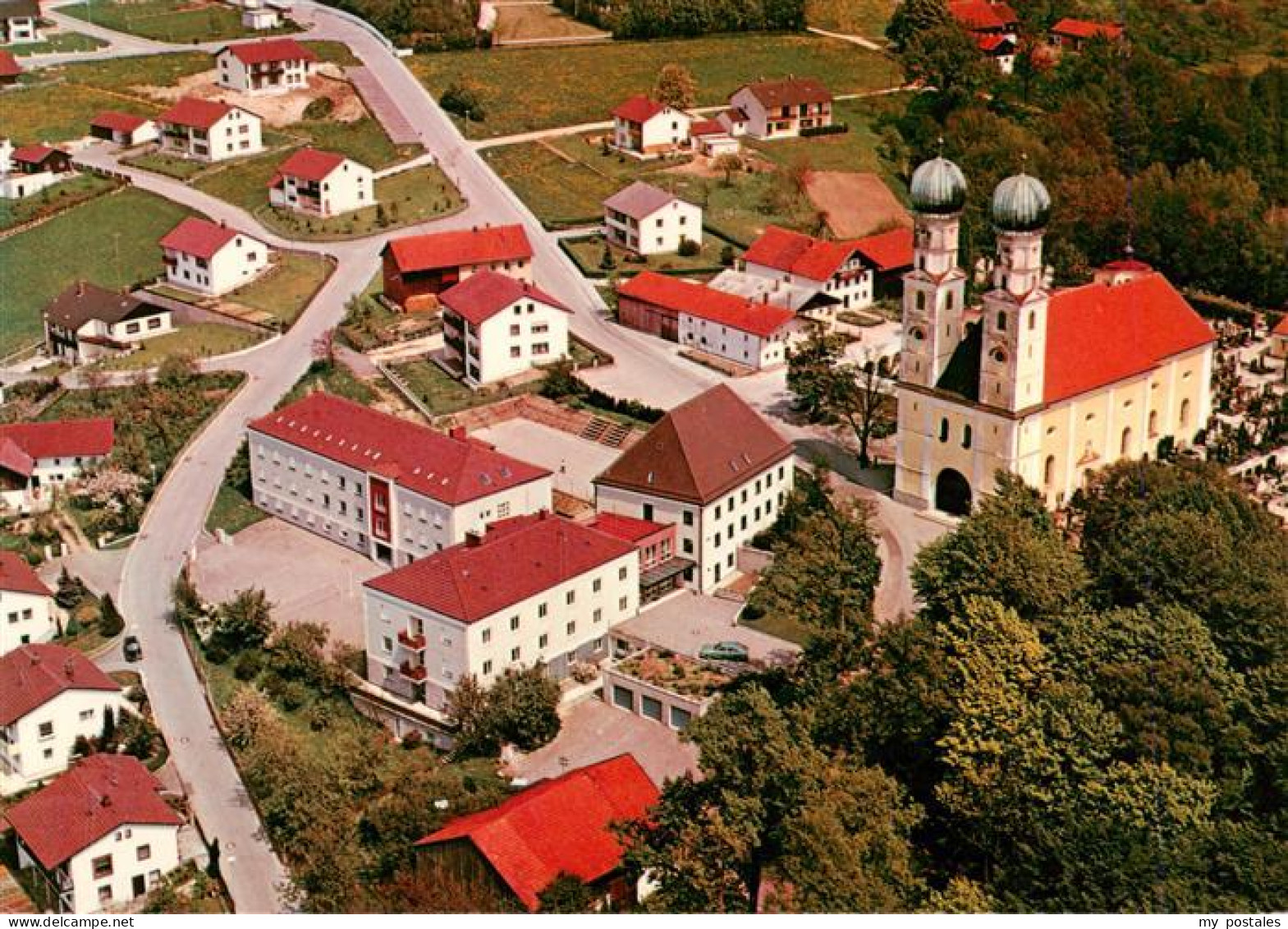 73916294 Pfarrkirchen Inn Wallfahrtskirche Mit Salvatorkolleg Fliegeraufnahme - Pfarrkirchen