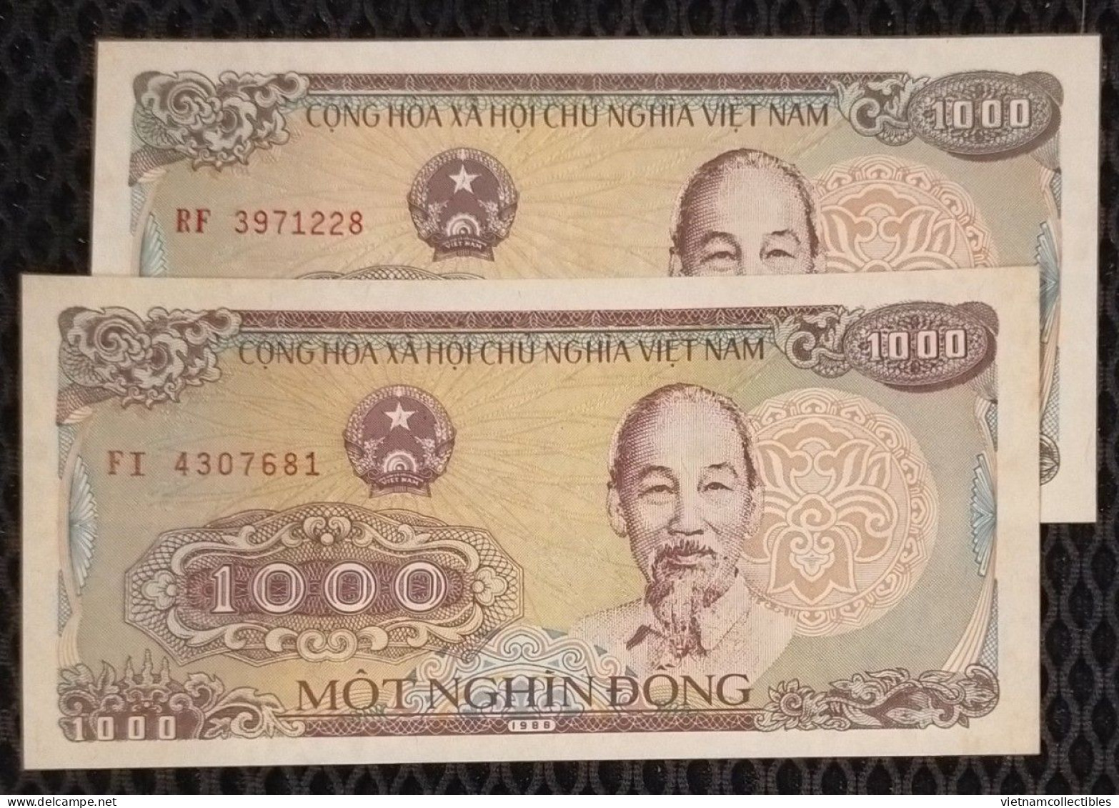 Vietnam Viet Nam 1000 1,000 Dong UNC Banknote Note 1988 - Pick # 106a(1) & 106a(2) - Vietnam