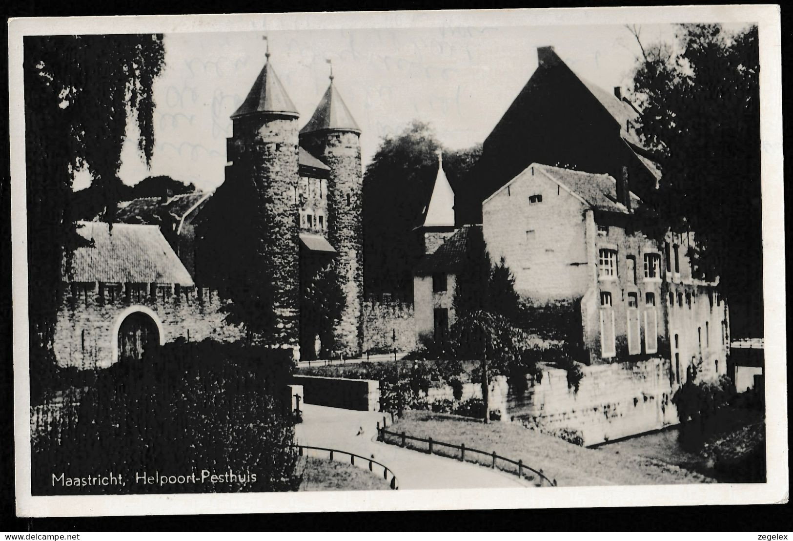 Maastricht - Helpoort-Pesthuis 1949 - Maastricht