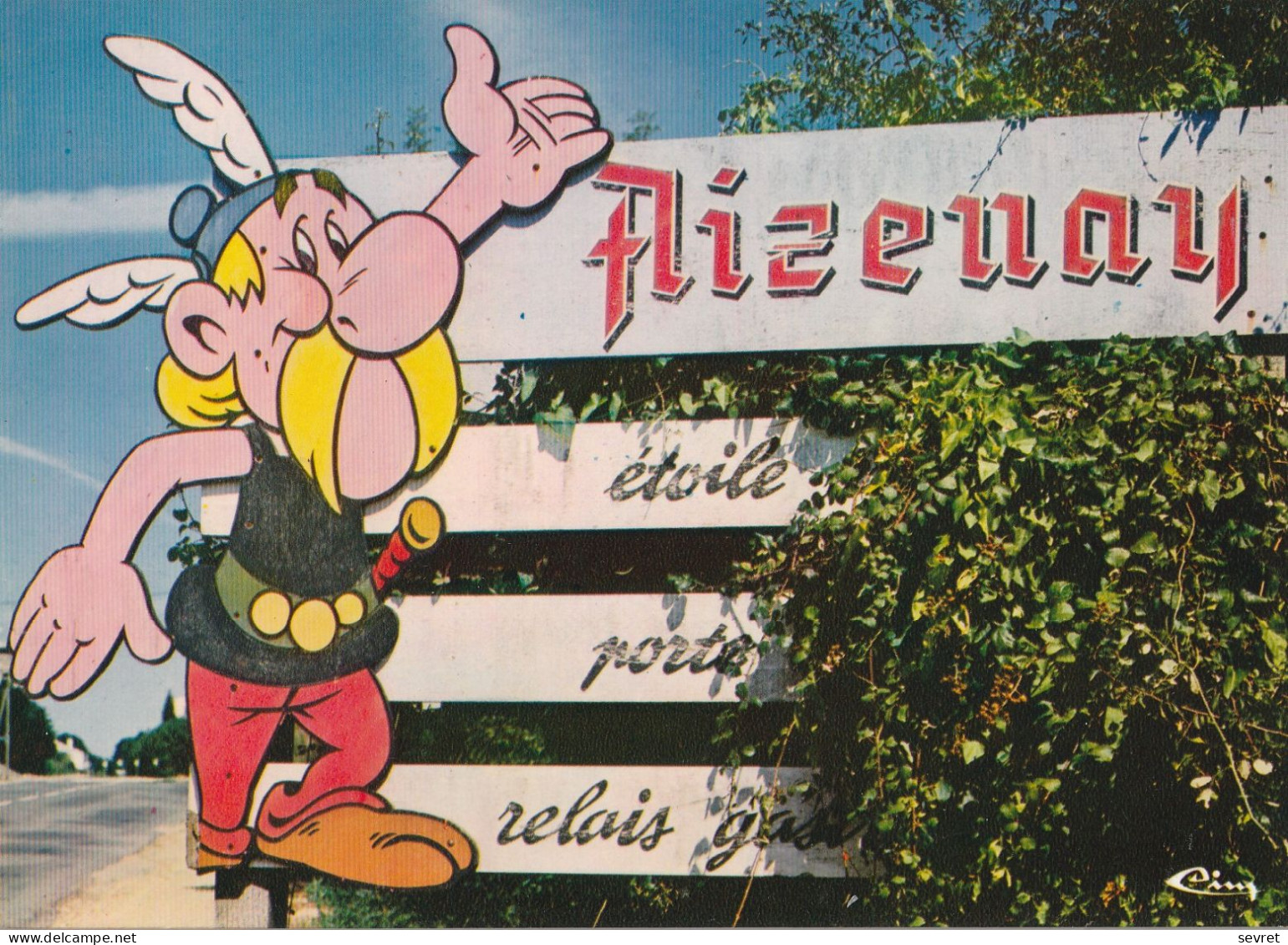 AIZENAY . - A L'entrée De La Ville "ASTERIX" Vous Accueille. Carte RARE - Aizenay