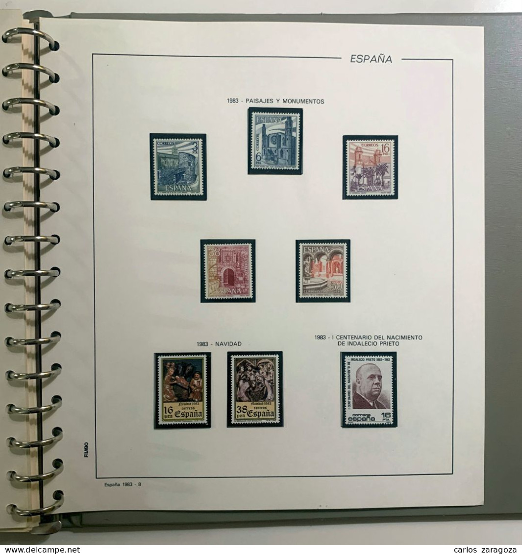 ESPAÑA 1977 a 1983—AÑOS COMPLETOS ** sellos nuevos MNH en album FILABO con cajetín. Hojas EDIFIL