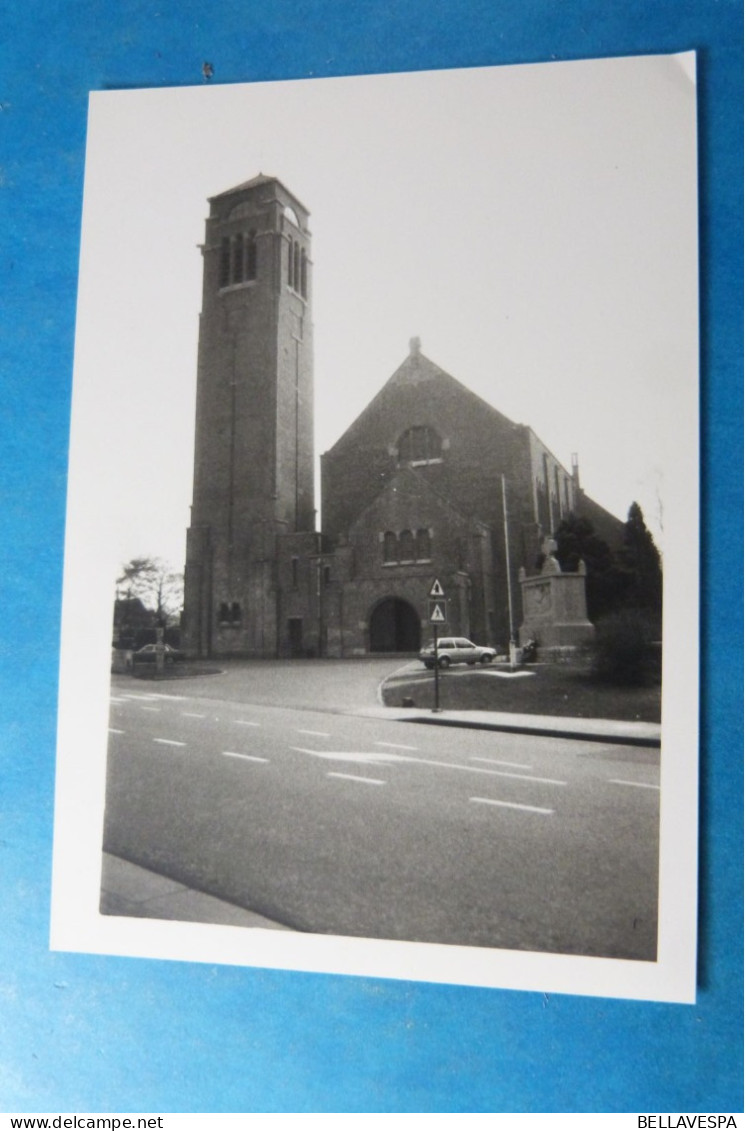 Zonnebeke lot x 18 stuks  (4 x cpsm + 3 privaat foto's van 1986 + 11 cpa)