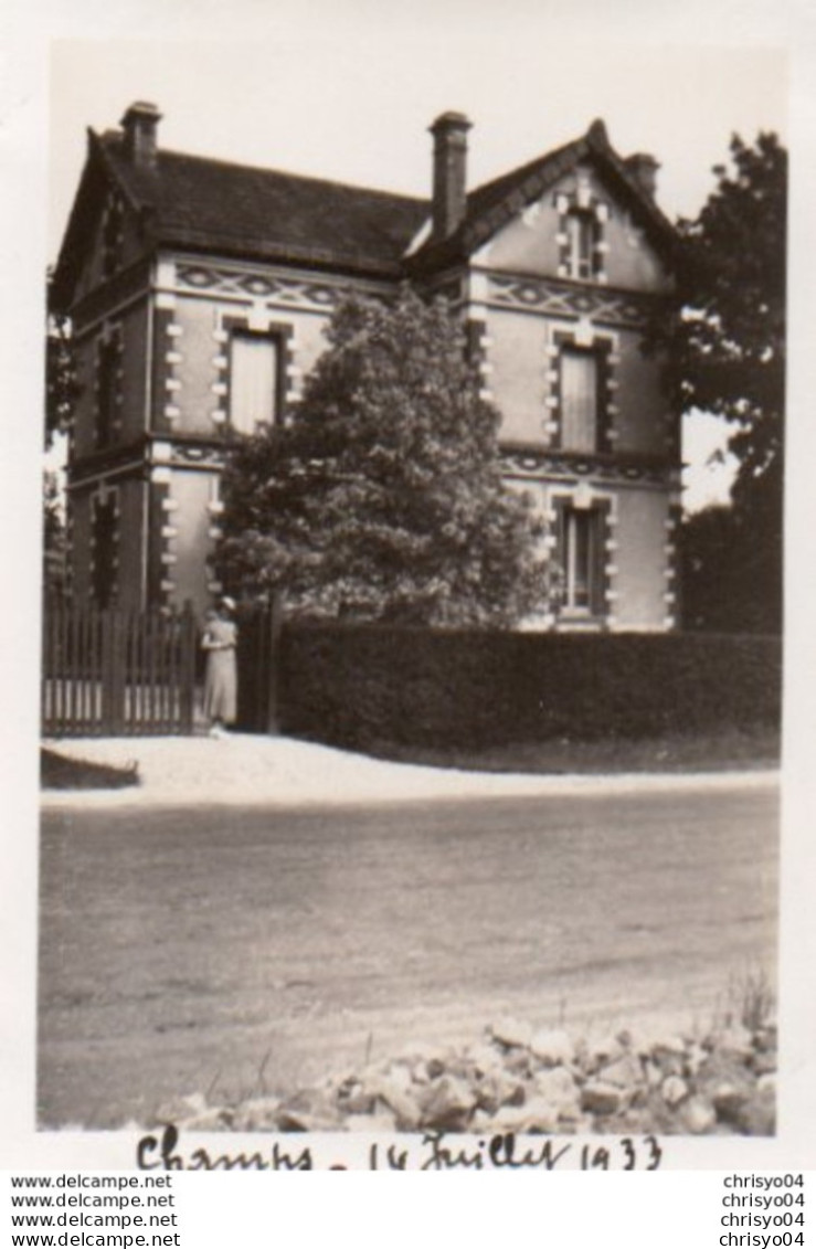 9-86Ve 89 Champs Sur Yonne Photo Devant Une Grande Maison Batisse En 1933 - Champs Sur Yonne