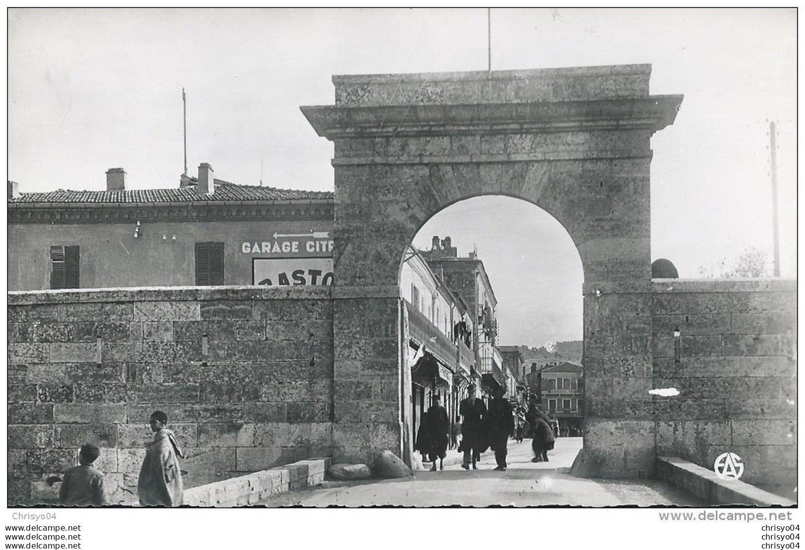 312F    Algerie Tébessa La Porte Constantine En TBE - Tébessa