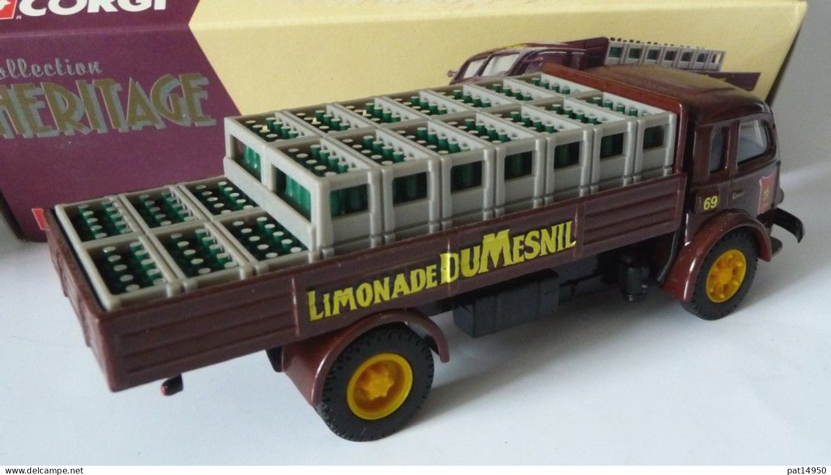 PAT14950 CAMION RENAULT FAINEANT BRASSEUR LIMONADE DUMESNIL CORGI HERITAGE 1/50 - Camiones, Buses Y Construcción