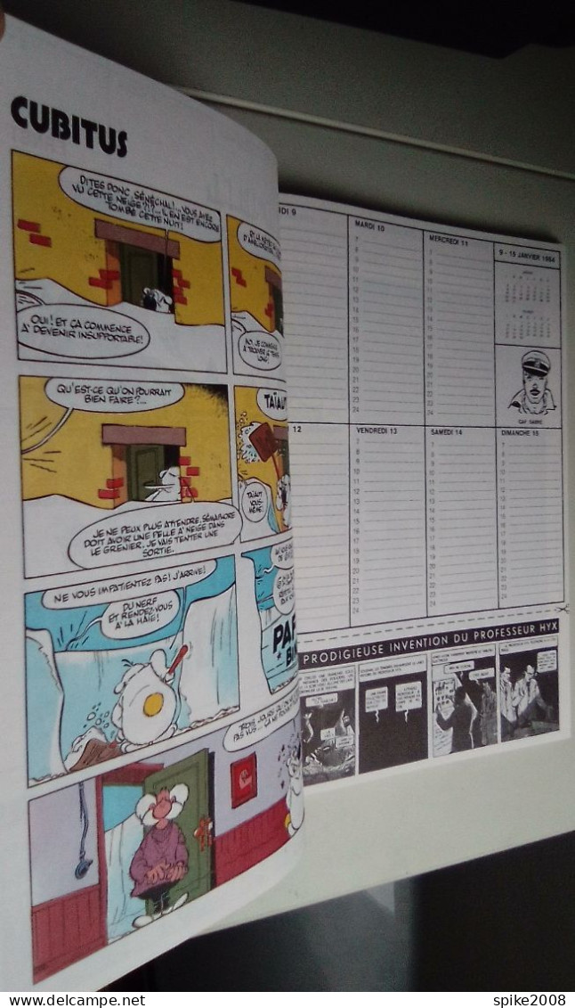 L'AGENDA DU JOURNAL TINTIN 1984. Très bel état.