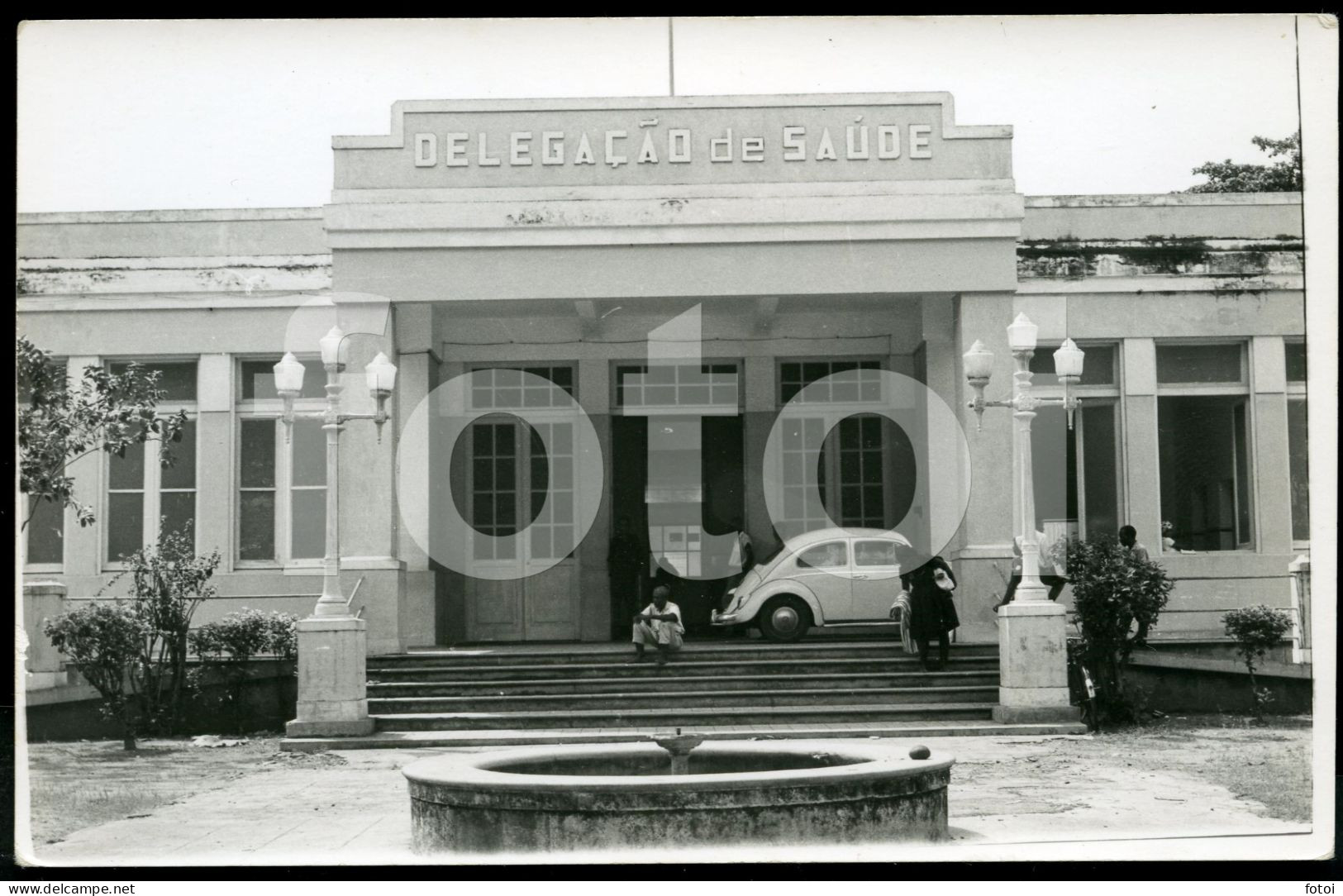 1970 REAL PHOTO POSTCARD POSTO DE SAÚDE SÃO TOMÉ E PRINCIPE AFRICA AFRIQUE CARTE POSTALE VW Volkswagen Beetle Kafer - Sao Tome And Principe