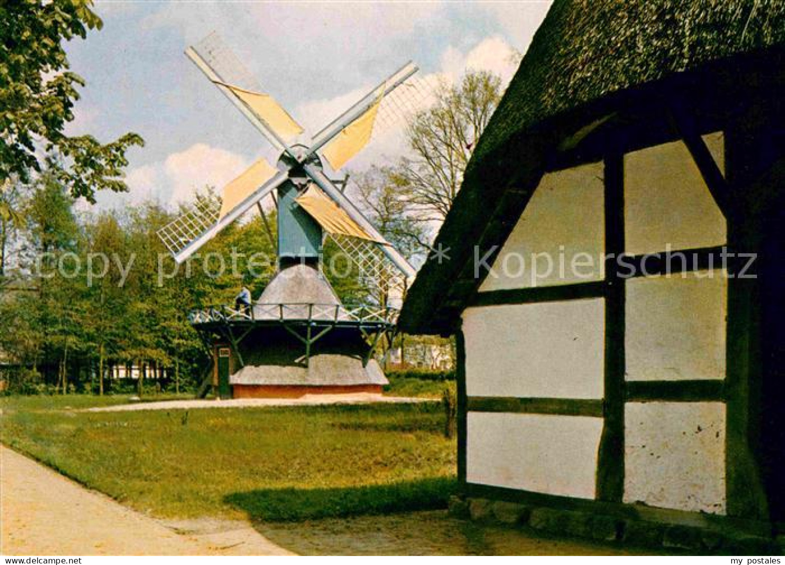 72716705 Cloppenburg Heuerhaus Und Kokerwindmuehle Cloppenburg - Cloppenburg