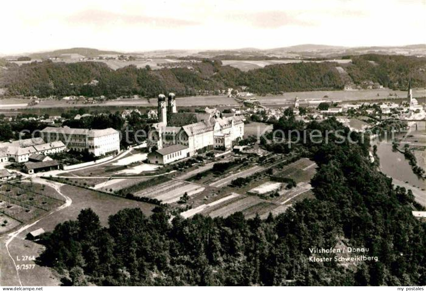 72790123 Vilshofen Donau Fliegeraufnahme Kloster Schweiklberg Vilshofen - Vilshofen