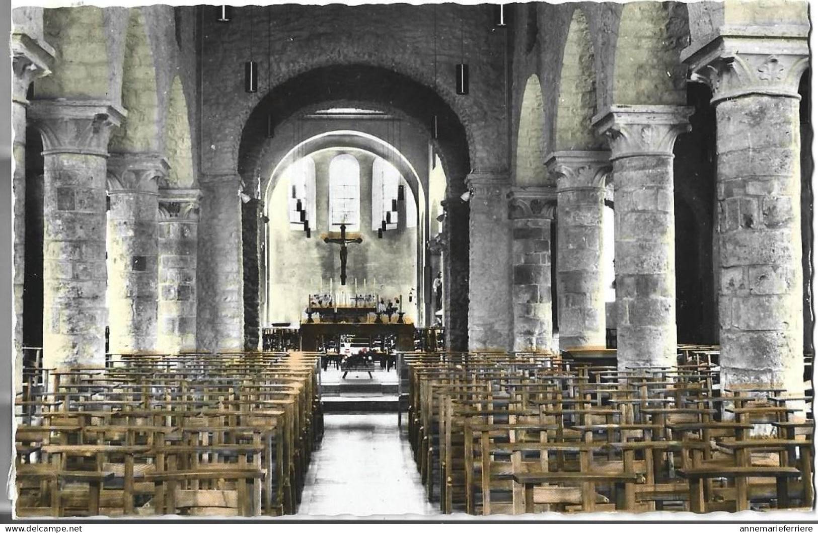 Blaton Eglise, Interieur ( XIIe - Style Roman ) - Bernissart