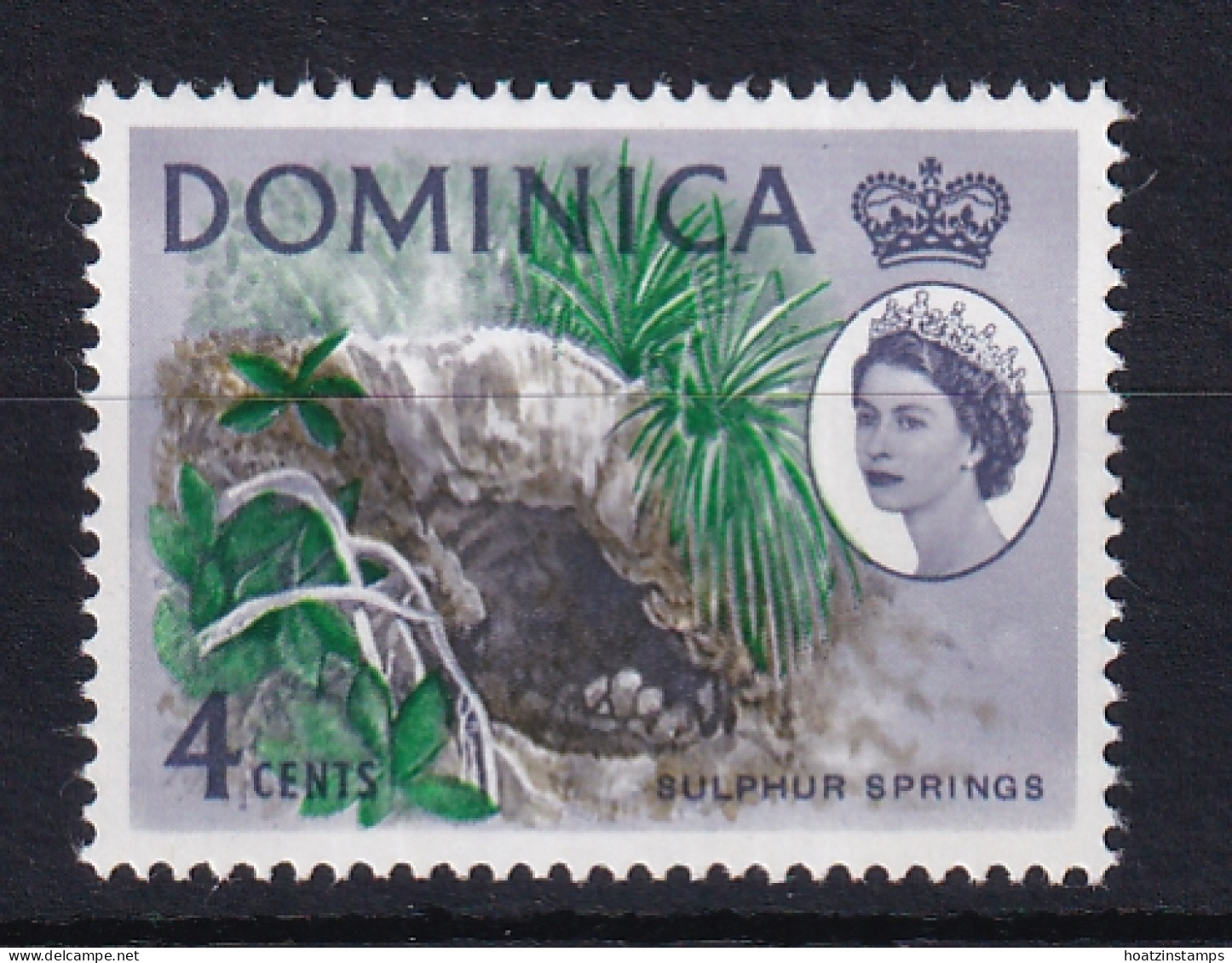 Dominica: 1966/67   QE II - Pictorial    SG200   4c  [Wmk Sideways]      MNH - Dominica (...-1978)