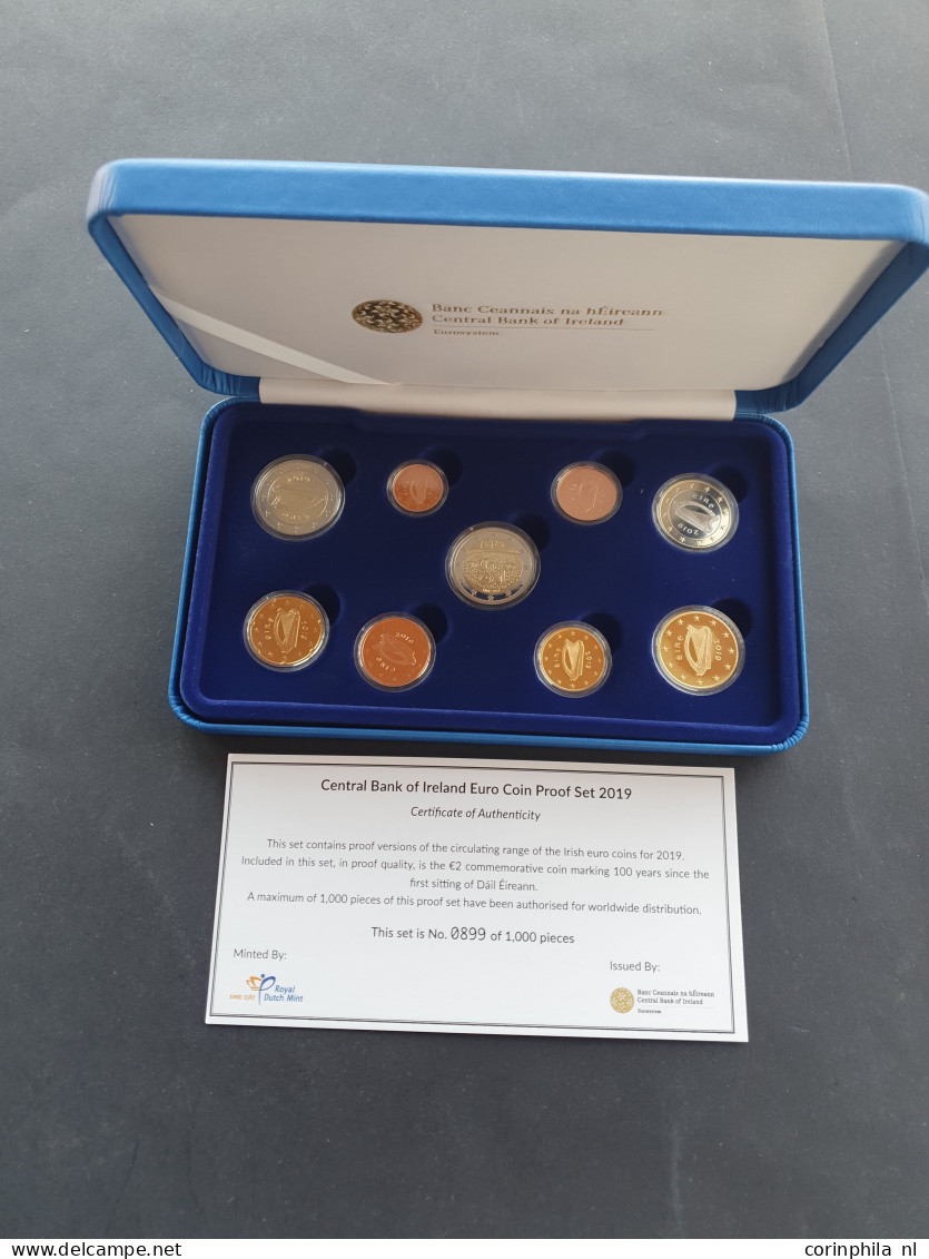 Collection Mainly Silver Euro Memorial Coins In Boxes With Certificates (137 Pieces), Among Which Austria (18), France ( - Autres & Non Classés