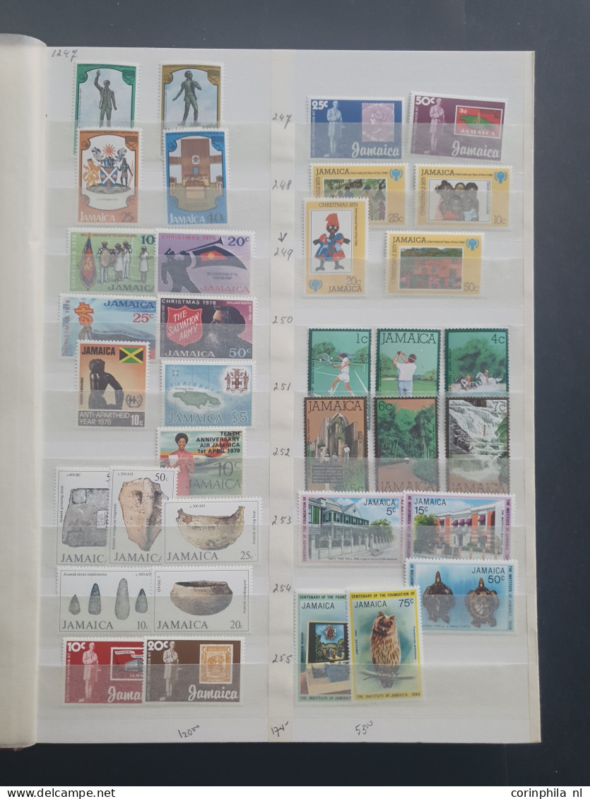 1930/1990 Collection Mostly ** With Many Miniature Sheets In Stockbook - Jamaïque (...-1961)