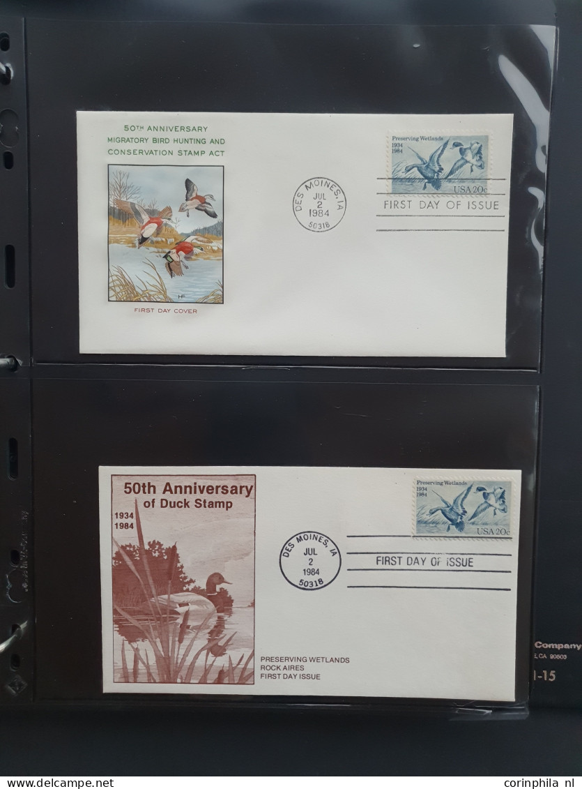 1980/1991 collection Duckstamps with ** stamps, fdc's etc. in approx 30 presentation packs, 2 albums in box