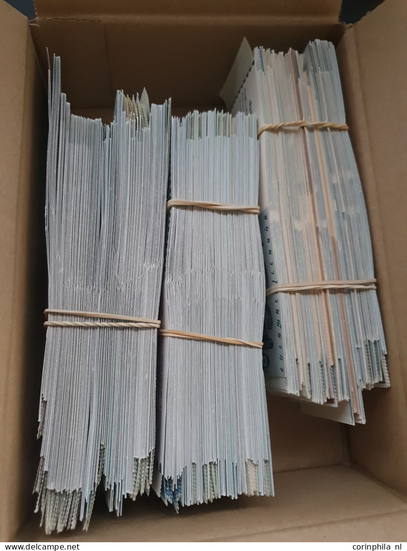 1950c Onwards Collection */** With Approx. 600 Booklets, Mainly ** In Stockbook And Box - Thailand