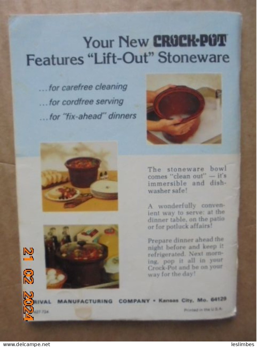 Rival Crock Pot Slow Cooker / Server Cookbook - Rival Manufacturing Company 1979 - Américaine