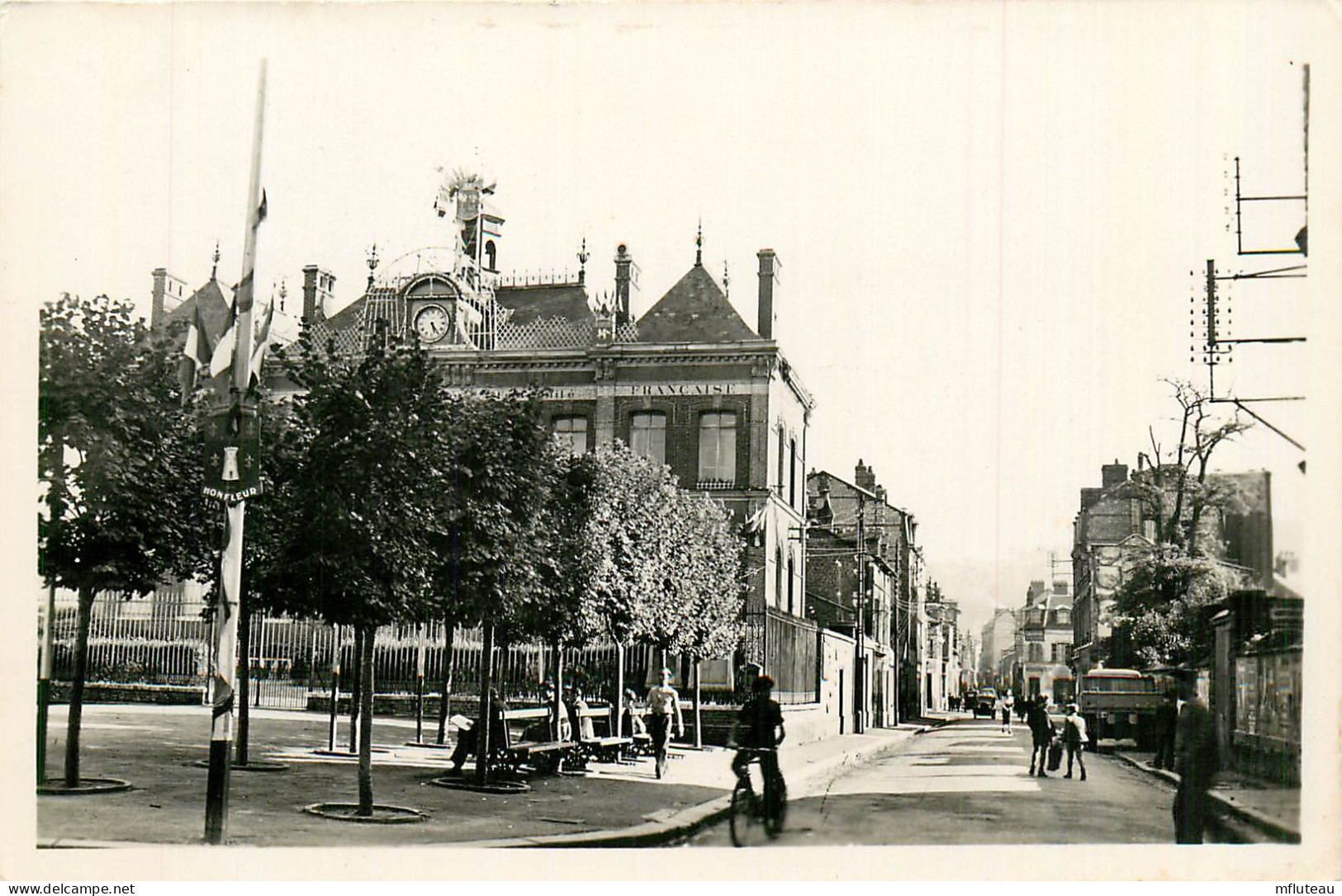 76* CAUDEBEC LES ELBEUF  La Mairie CPSM (9x14cm)    RL12.1088 - Caudebec-lès-Elbeuf