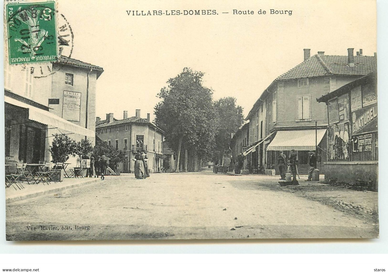 VILLARS-LES-DOMBES - Route De Bourg - Villars-les-Dombes