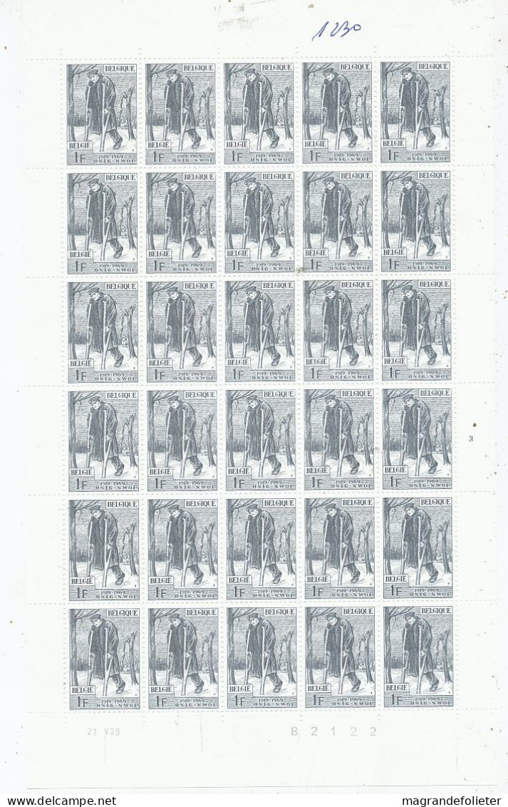 TIMBRE  ZEGEL STAMP  BELGIQUE LOT 10 PLANCHES COMPLETES DE 30 EX.  XX