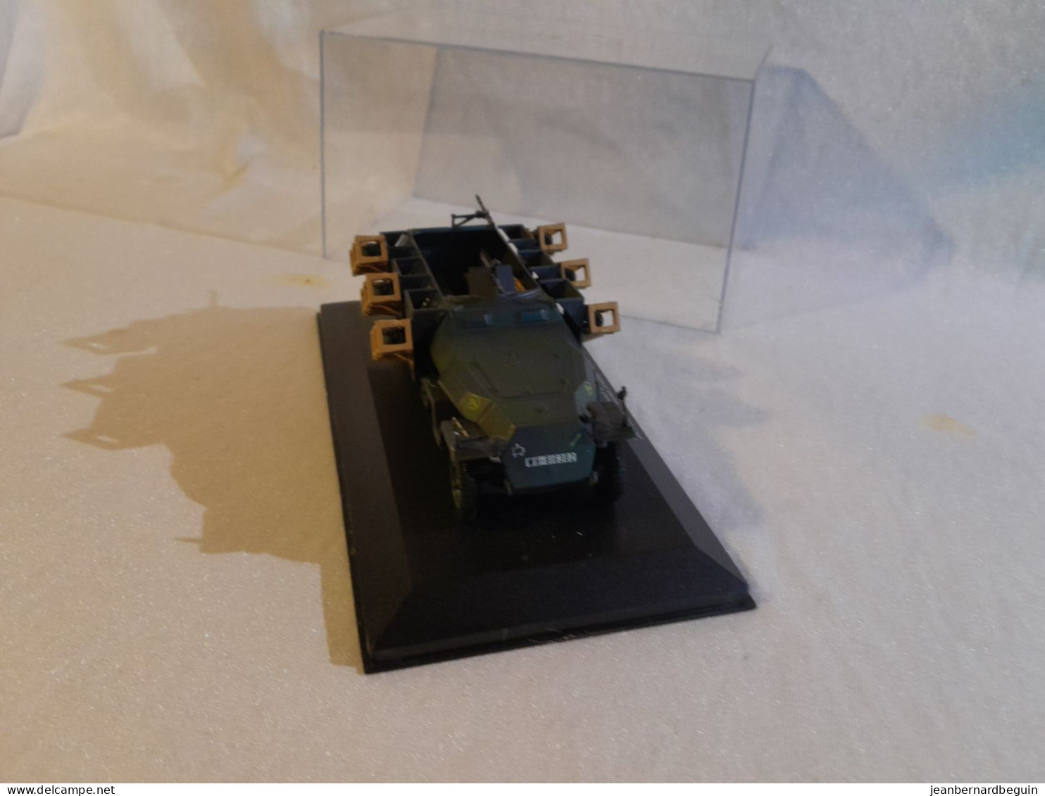 Voiture Miniature 1.43 Militaire S.d Kfz 251 - Autres & Non Classés