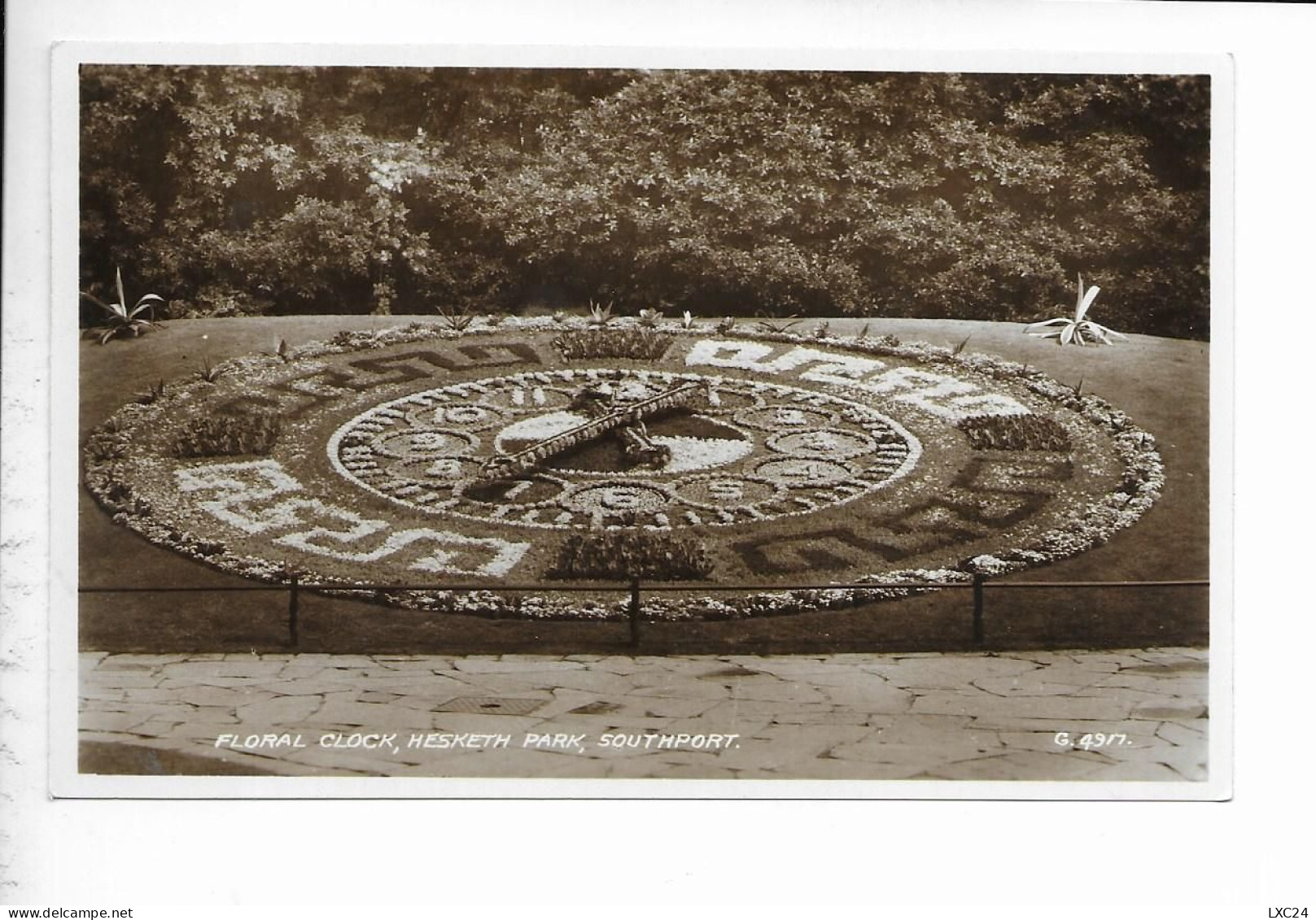 SOUTHPORT. FLORAL CLOCK. HESKETH PARK. - Southport