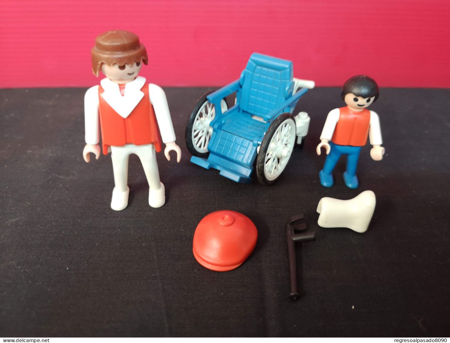 Playmobil Famobil Geobra. Hombre En Silla De Ruedas Con Niño. Años 80. Ref. 3363 - Playmobil