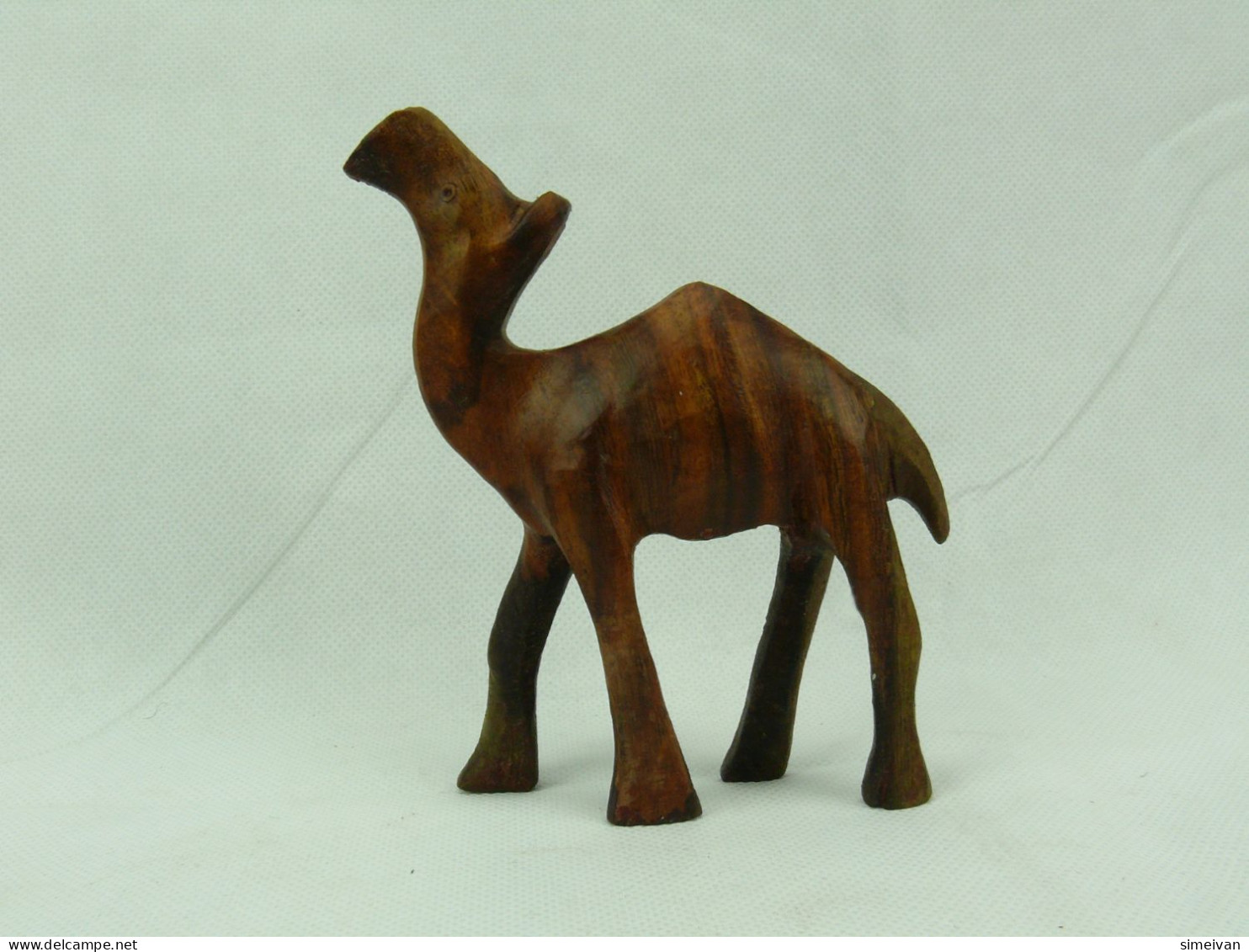 Vintage Hand-Carved Wooden CAMEL Figurine #2280 - Bois