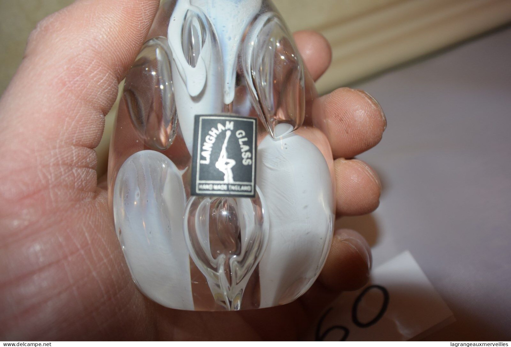 C60 Magnifique Boule En Verre Langham Glass England - Glas & Kristal