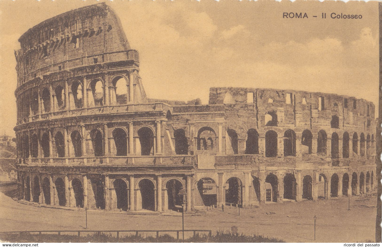 Cartolina Roma - Il Colosseo - Colisée