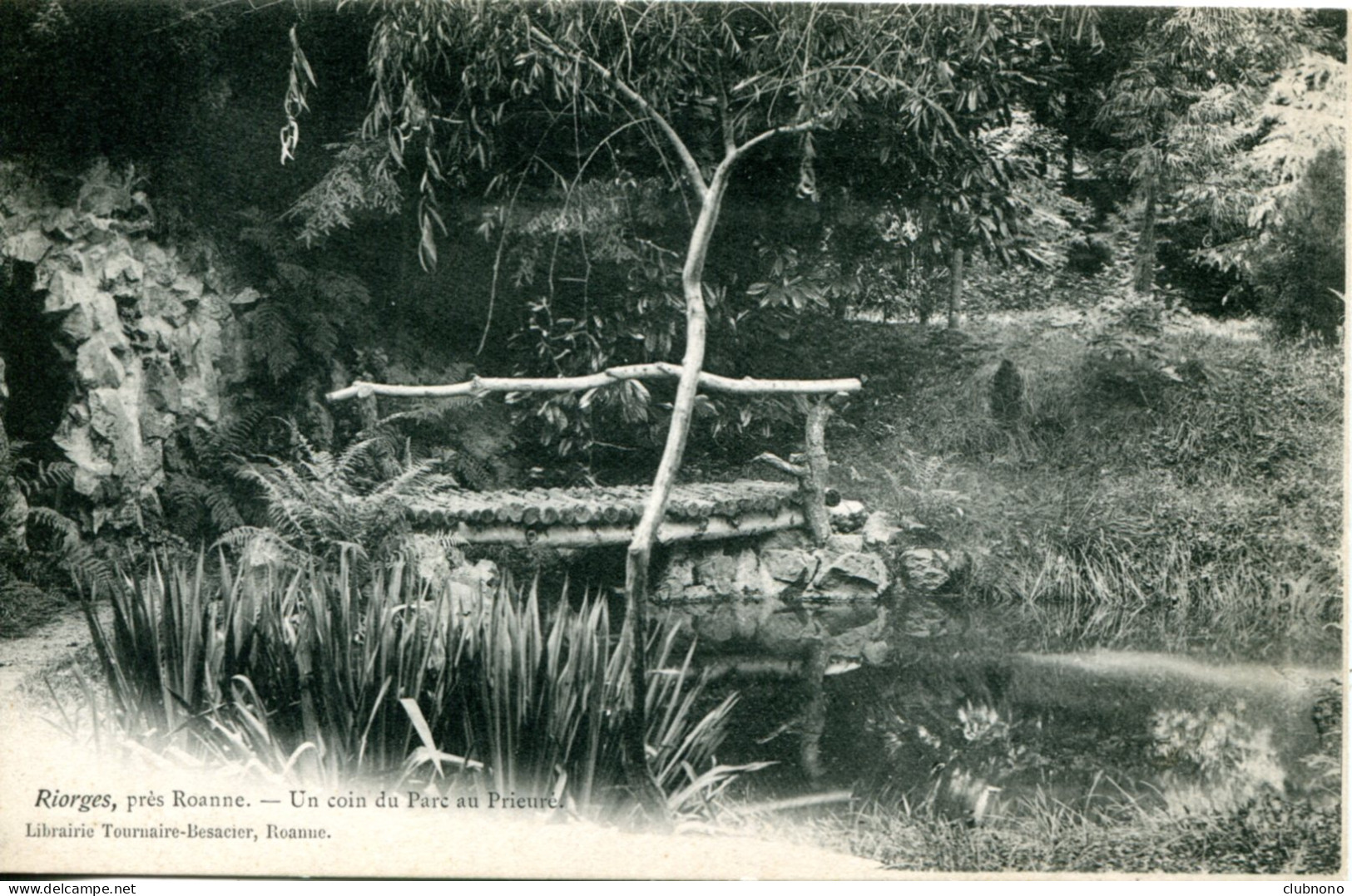 CPA -  RIORGES - UN COIN DU PARC AU PRIEURE - Riorges