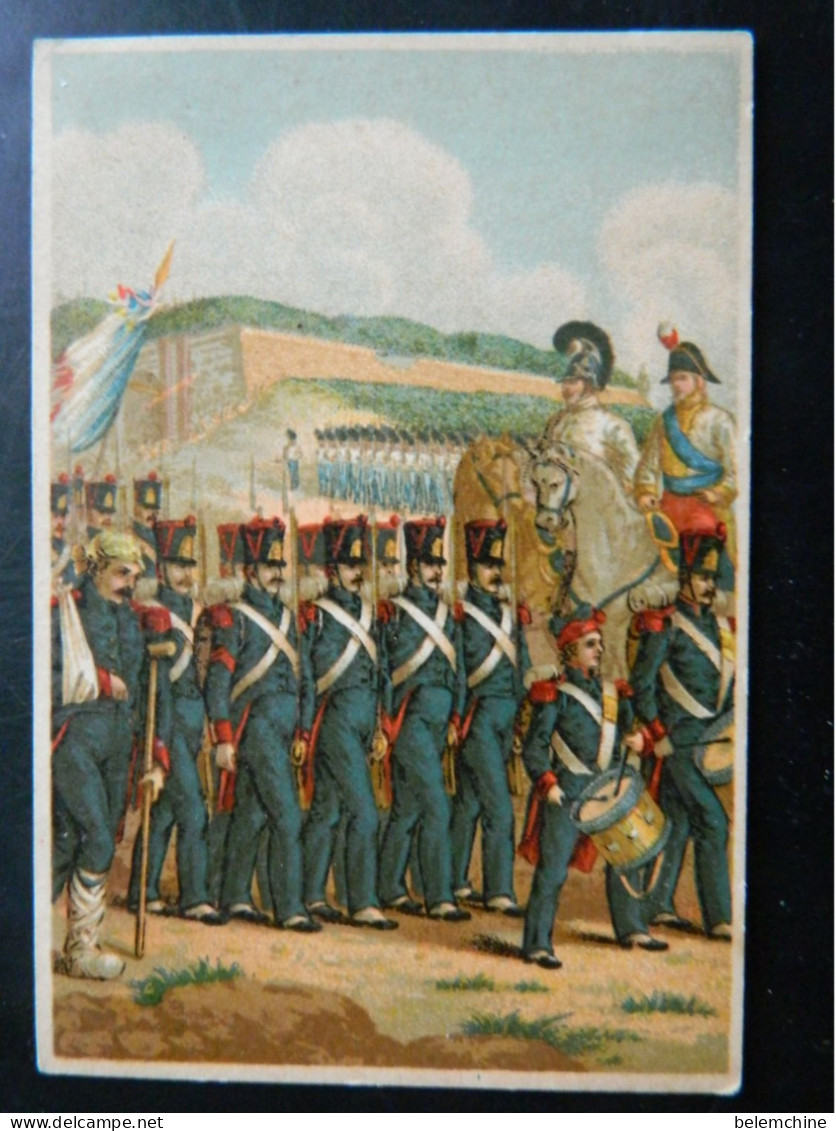 CHROMO  LE DEFILE DES DEFENSEURS D'HUNINGUE       (   27 AOUT 1815 )     ( 12,2   X  8,5 Cms) - Artis Historia