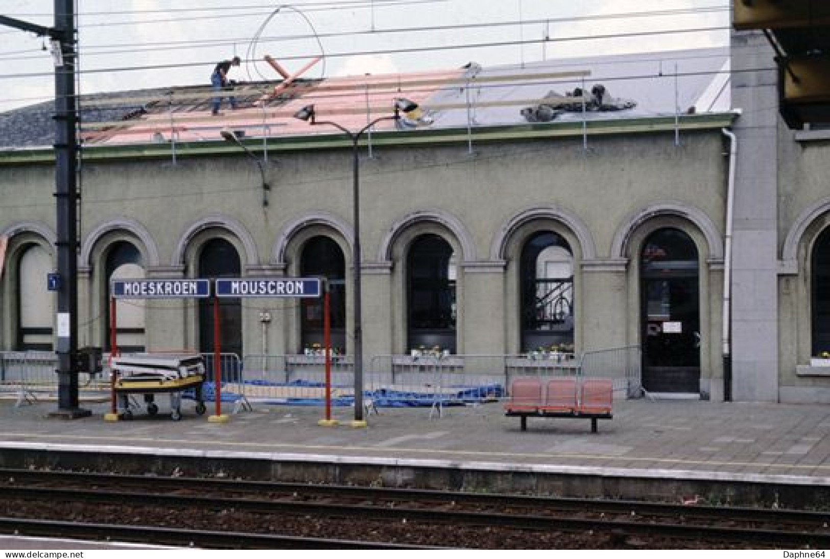 Mouscron - 2007-01 - CPM - SNCB - P 375 - Mouscron - Möskrön