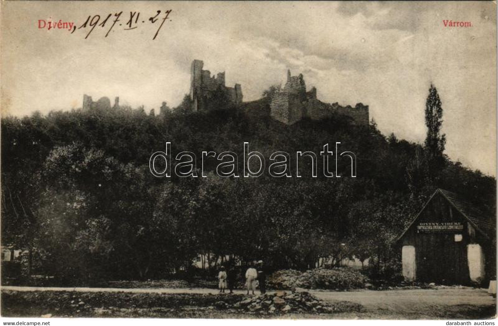 T2/T3 1917 Divény, Diwein, Divín; Várrom, Fogyasztási Szövetkezet üzlete és Saját Kiadása / Divínsky Hrad / Castle Ruins - Zonder Classificatie