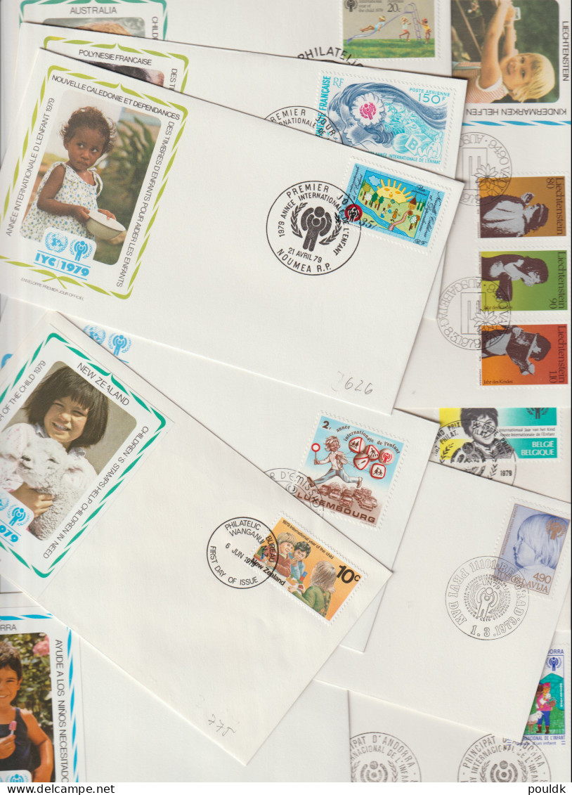 50 FDC From 1979 International Year Of Children. Postal Weight Approx 0,3 Kg. Please Read Sales Conditions Under - UNICEF