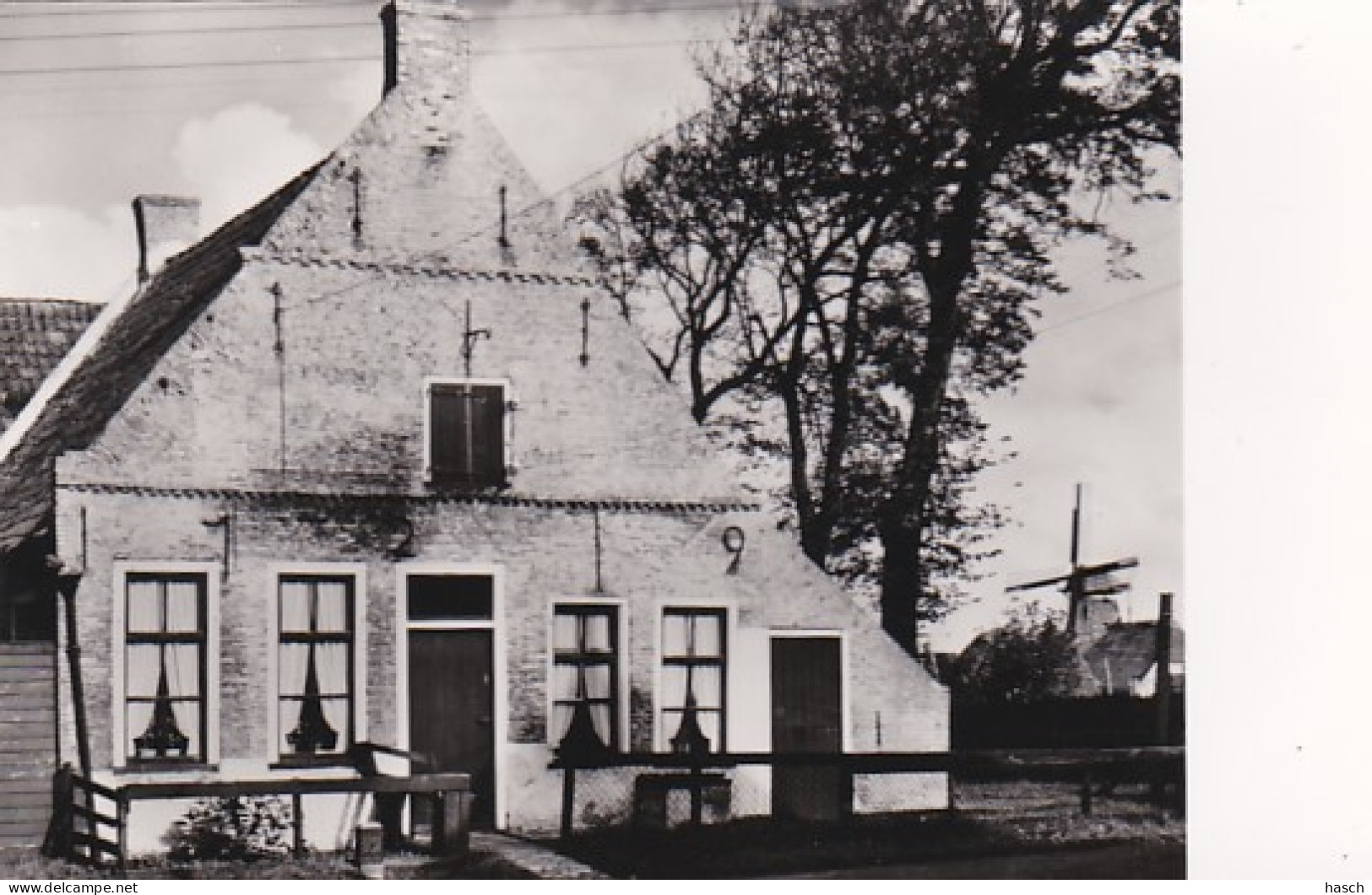 252723Nes Ameland, Gevel Van Oude Commandeurswoning. - Ameland