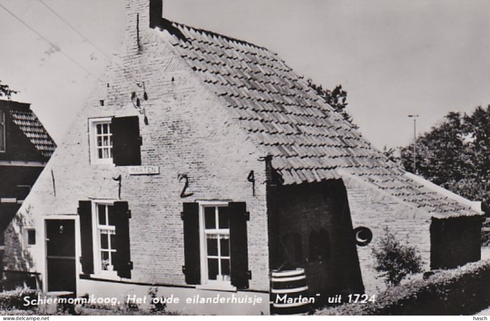 252726Schiermonnikoog, Het Oude Eilanderhuisje ,,Marten’’ Uit 1724.(FOTO KAART) - Schiermonnikoog