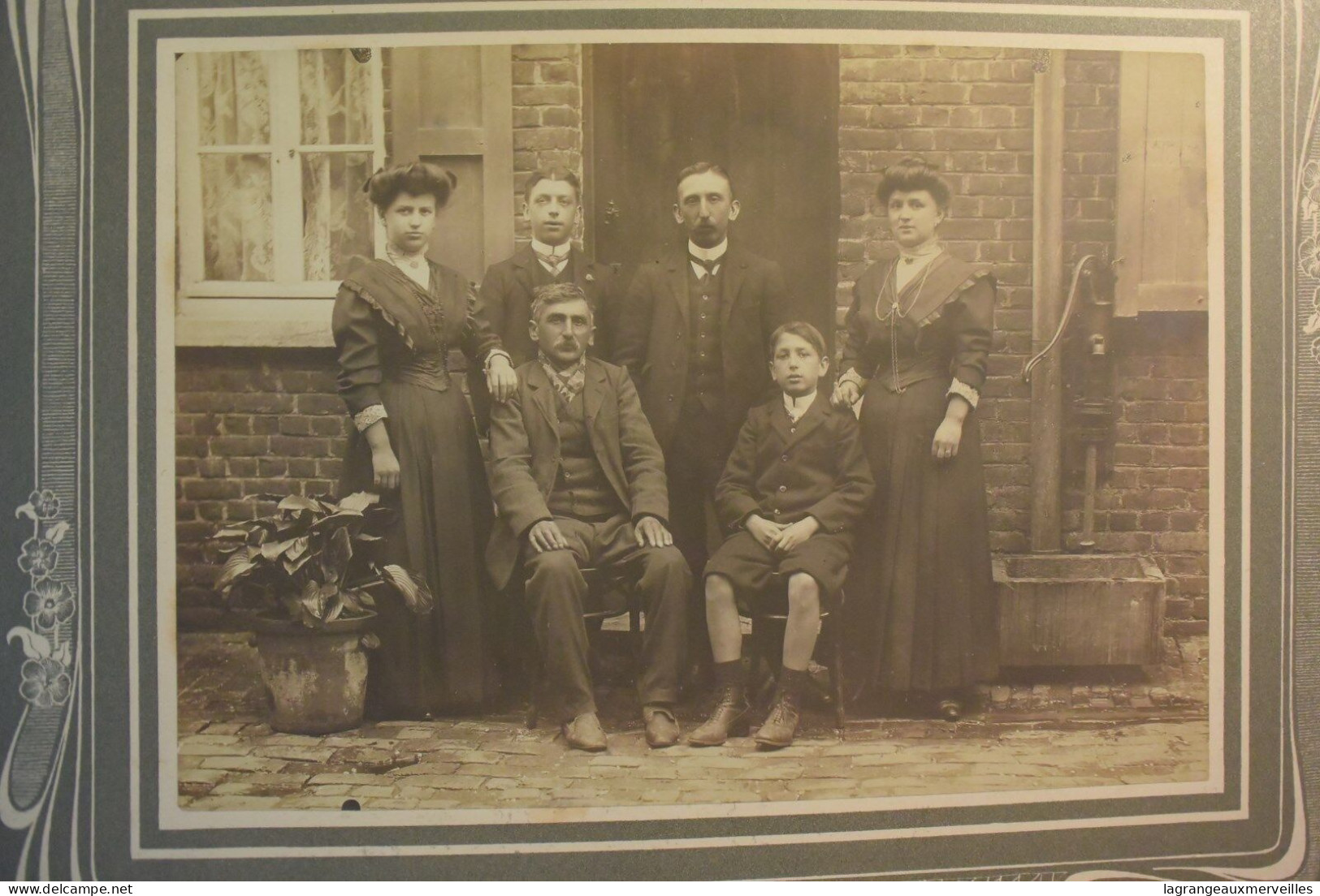 C68 Ancienne Photo De Famille - Guerre - Mons - Guerre, Militaire