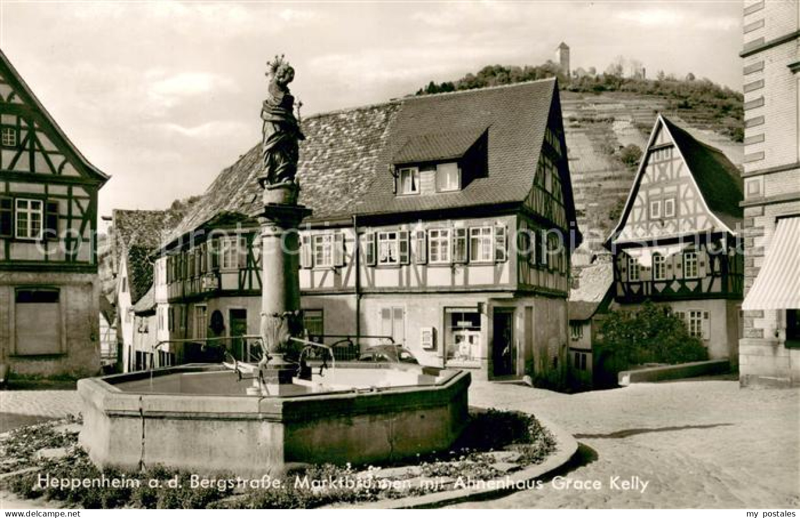 73696595 Heppenheim Bergstrasse Marktbrunnen Mit Ahnenhaus Grace Kelly Fachwerkh - Heppenheim