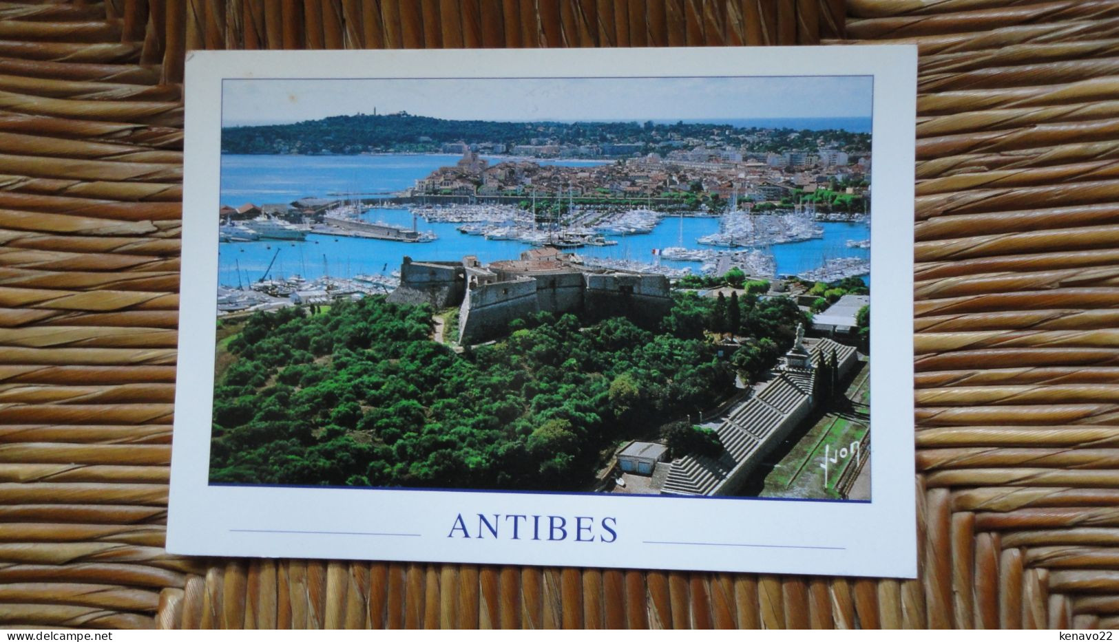 Antibes , Le Fort Carré , Le Port - Antibes - Les Remparts