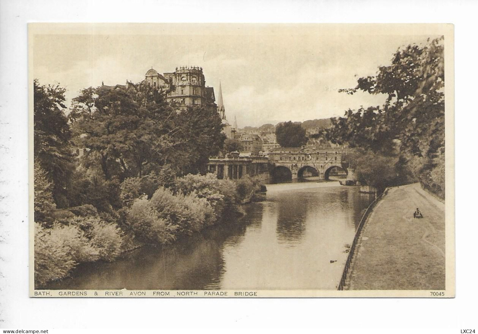 BATH. GARDENS & RIVER AVON FROM NORTH PARADE BRIDGE. - Bath