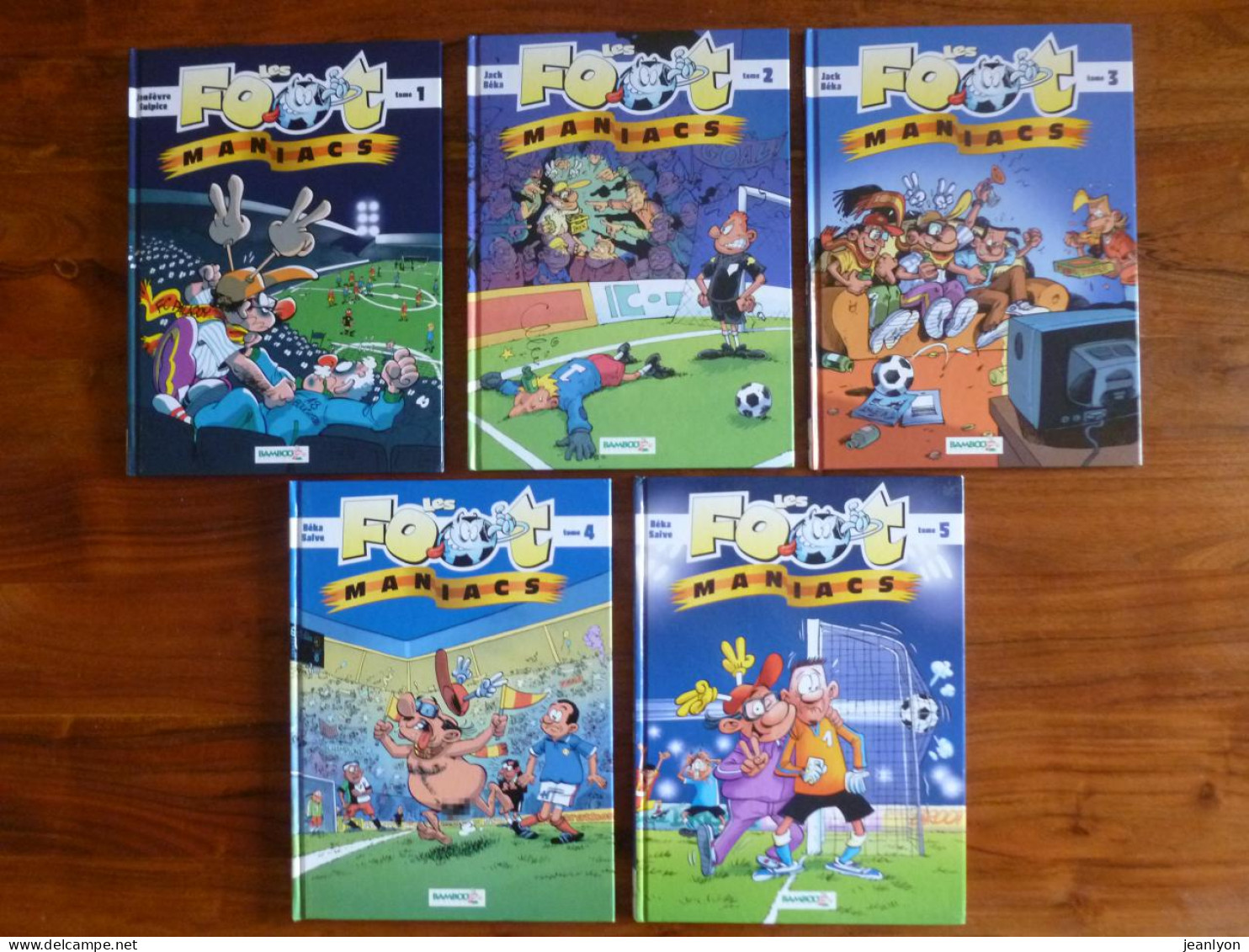 BD / FOOT MANIACS - Football - Lot De 5 BANDES DESSINEES / Tomes 1 à 5 - Bücherpakete