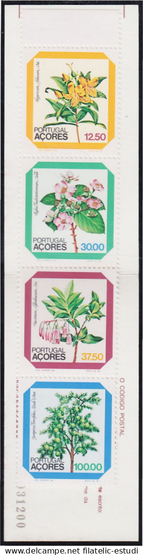 Portugal Azores 347 1982 Flores Regionales Flowers  MNH Carnet - Other & Unclassified