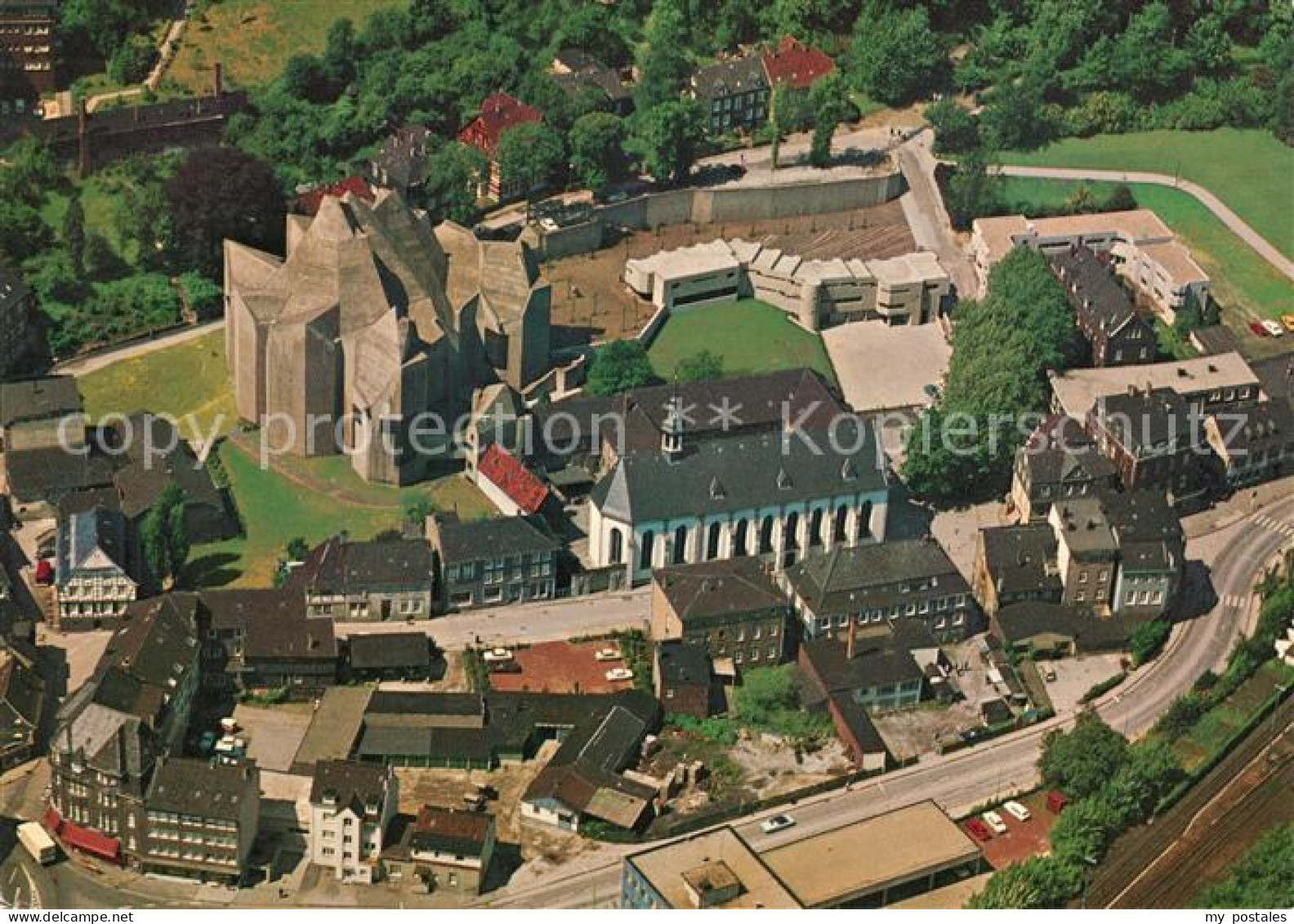 73172421 Neviges Velbert Fliegeraufnahme Neue Wallfahrtskirche Pilgerzentrum Nev - Velbert