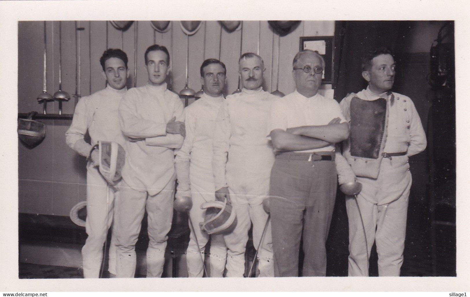 Escrime Schmetz Champion Olympique D'épée En 1932 1 Photographie D'Octobre 1934 Aux Dimensions 11 X 7 Cm - Sports