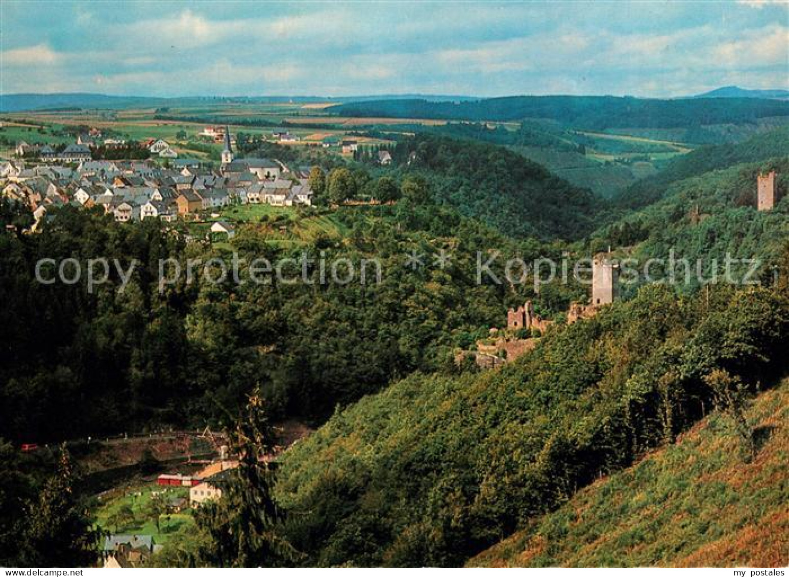 73181677 Manderscheid Eifel Fliegeraufnahme Ober Unterburg Manderscheid Eifel - Manderscheid