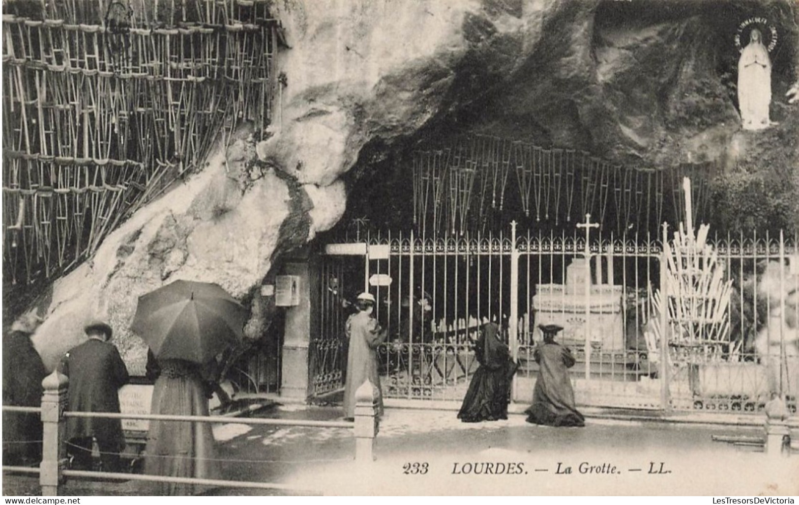 FRANCE - Lourdes - Vue Sur La Grotte - LL - Carte Postale Ancienne - Lourdes