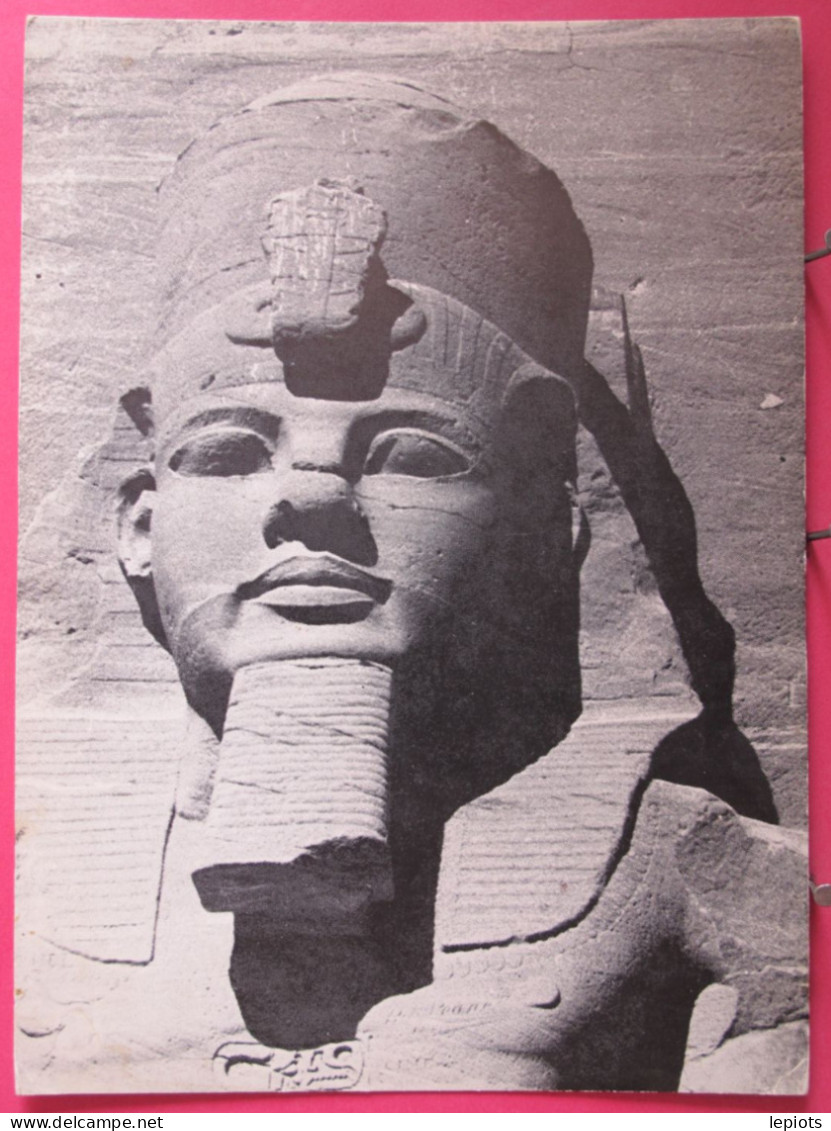 Visuel Pas Très Courant - Egypte - Tête De Ramsès II Sur La Façade Du Temple D'Abou Simbel - Abu Simbel Temples