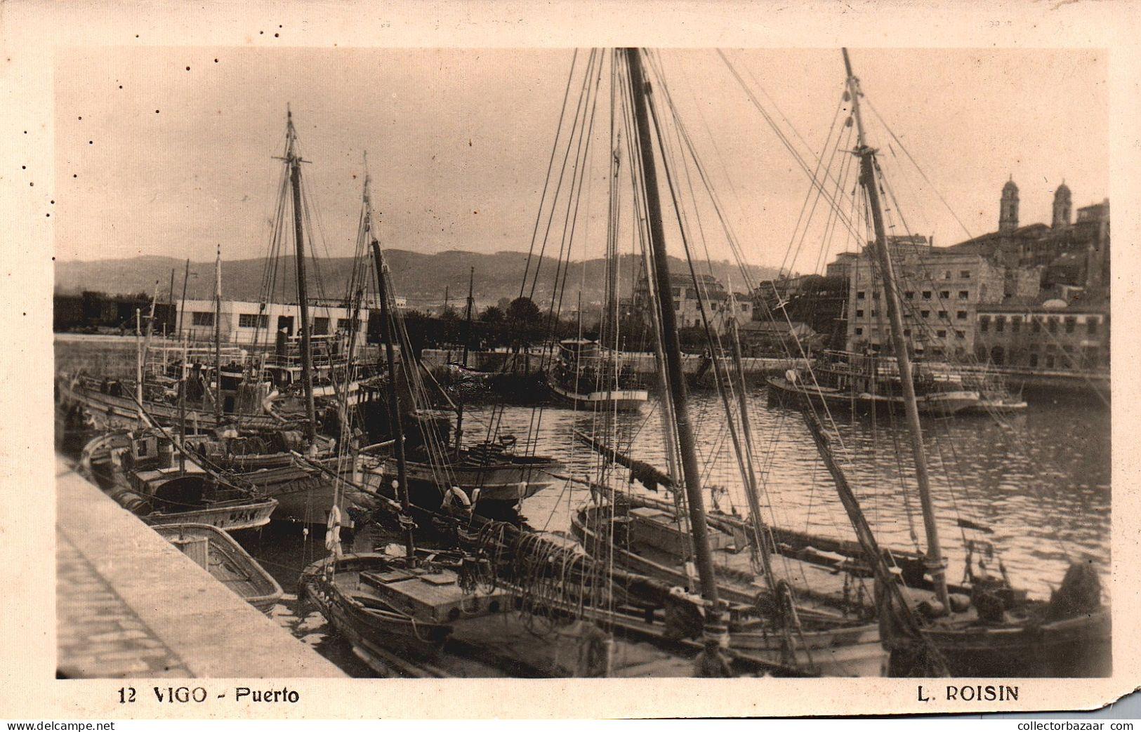 Vigo Puerto Postcard Real Photo Postcard - Pontevedra