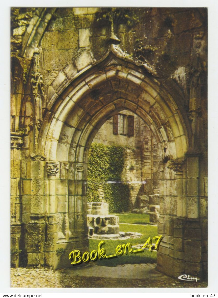 {91239} 86 Vienne Charroux , Porte Gohique Du Cloître Donnant Dans L' Ancienne Abbatiale - Charroux