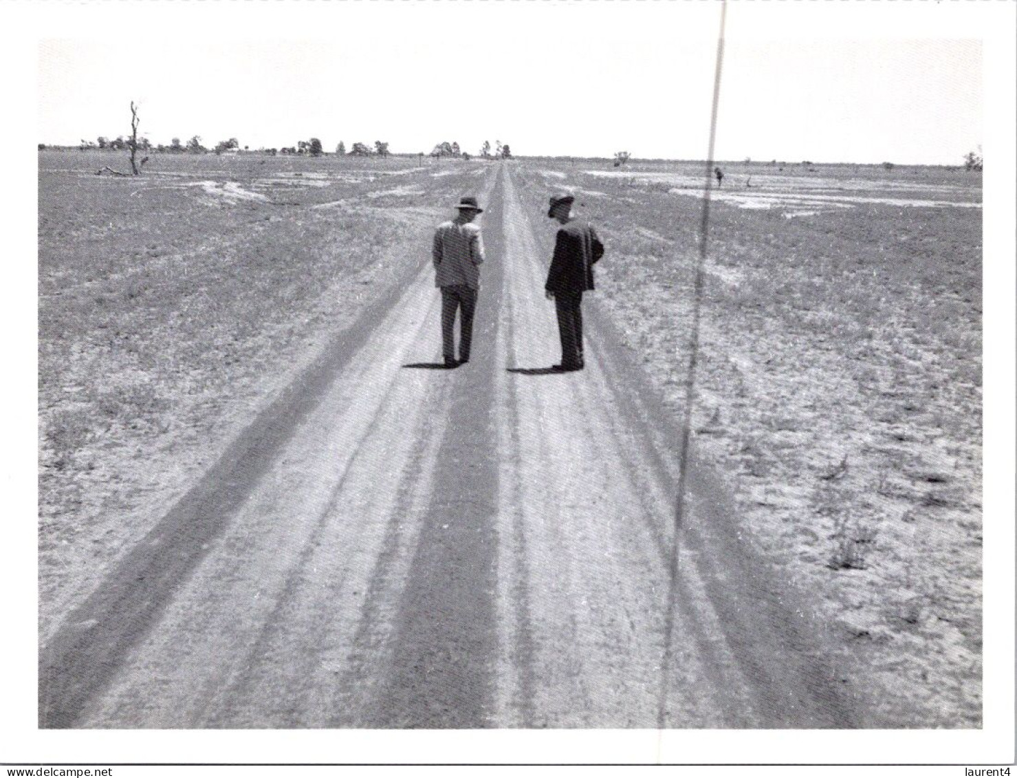 10-3-2024 (2 Y 36) Australia - QLD- B/w - Mitchell Highway  (1947) - Sonstige & Ohne Zuordnung